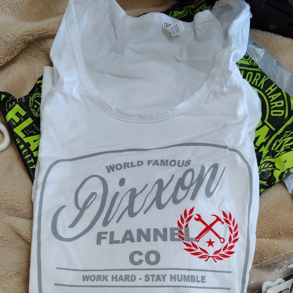Dixxon Men's Tank Size Large